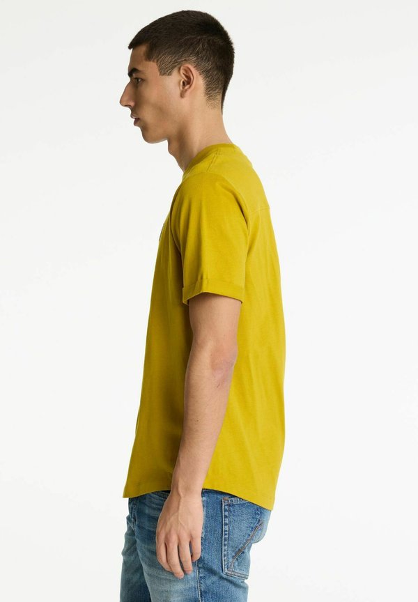 CHASIN' CHASIN' BASIC T-SHIRT BRODY