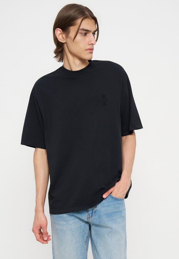 Armani Exchange
