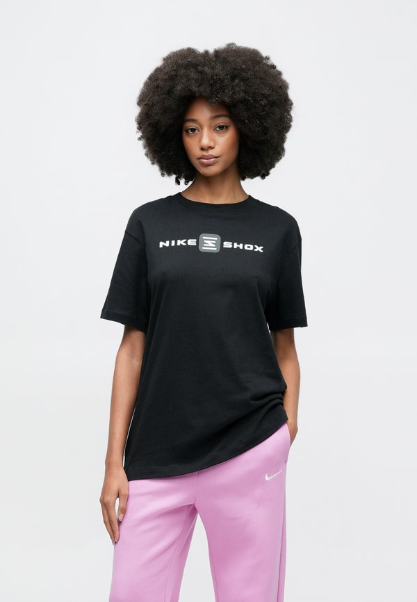 Nike Sportswear TEE