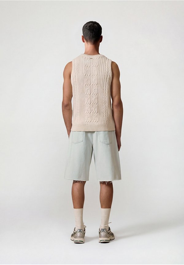EIGHTYFIVE