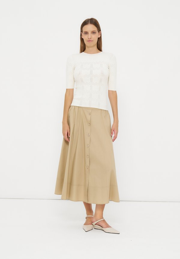 TWINSET