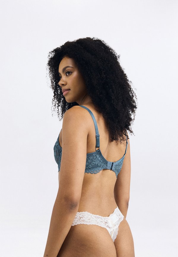 Hunkemöller DAISY