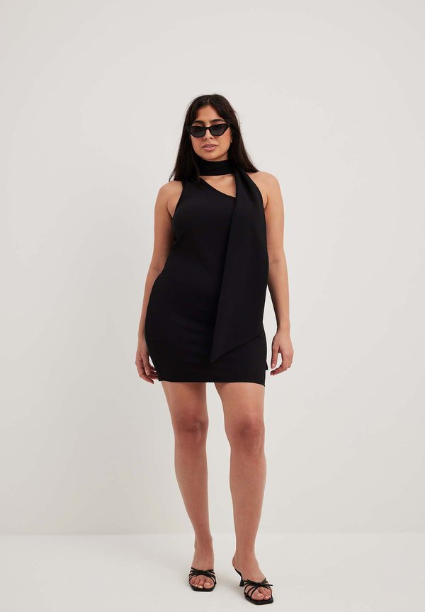 NA-KD SCARF MINI DRESS