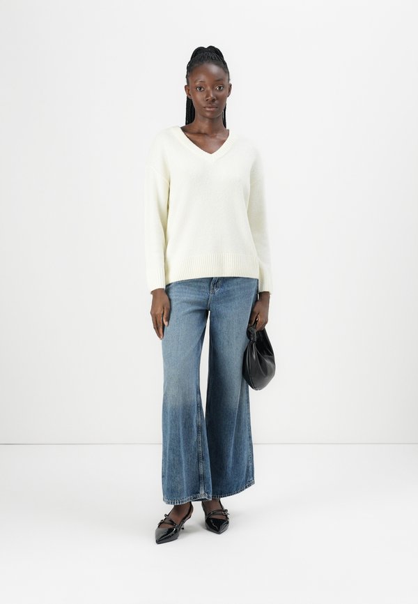 Vero Moda VMILSE V NECK PULLOVER