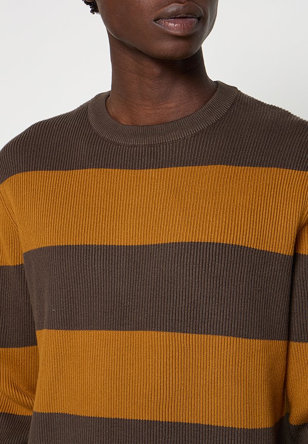 Lindbergh RELAXED FIT