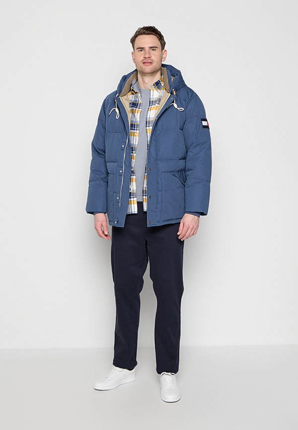 Tommy Hilfiger SQUARE BAFFLED