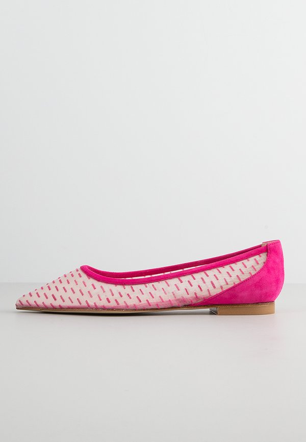 Stuart Weitzman TASHA