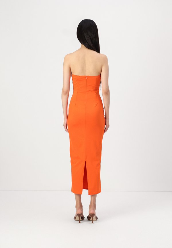 WAL G. VIOLET CUT OUT