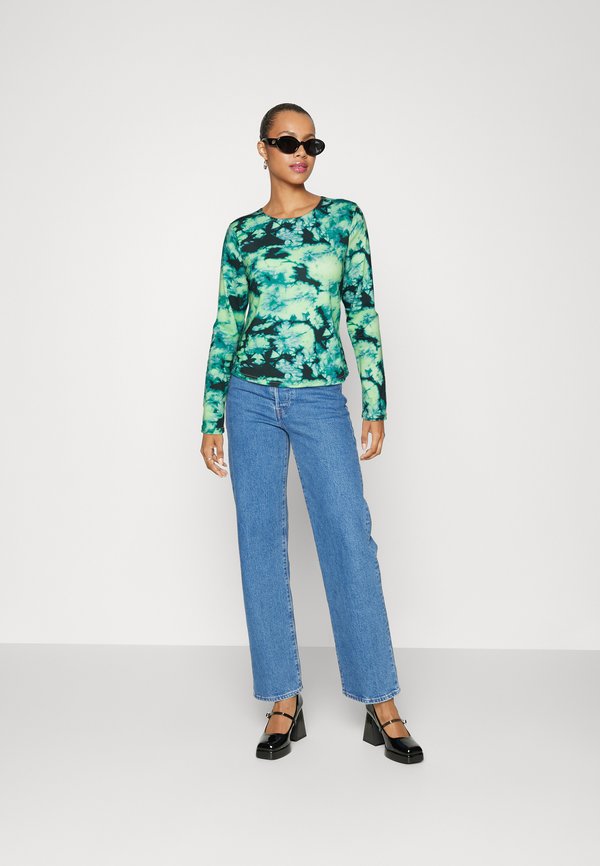 Pieces PCKAMMA O NECK CUT OUT