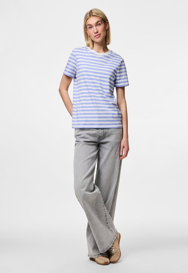 Pieces PCRIA SS TEE STRIPES NOOS BC