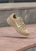 Nike Sportswear P 6000 - Trainers - sanddrift/sail