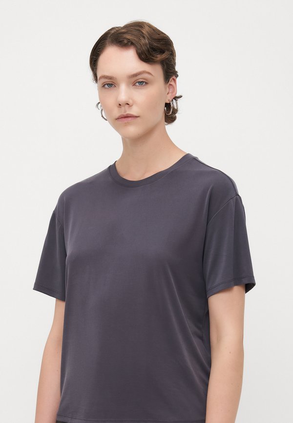 Vero Moda Tall VMFILLI TEE