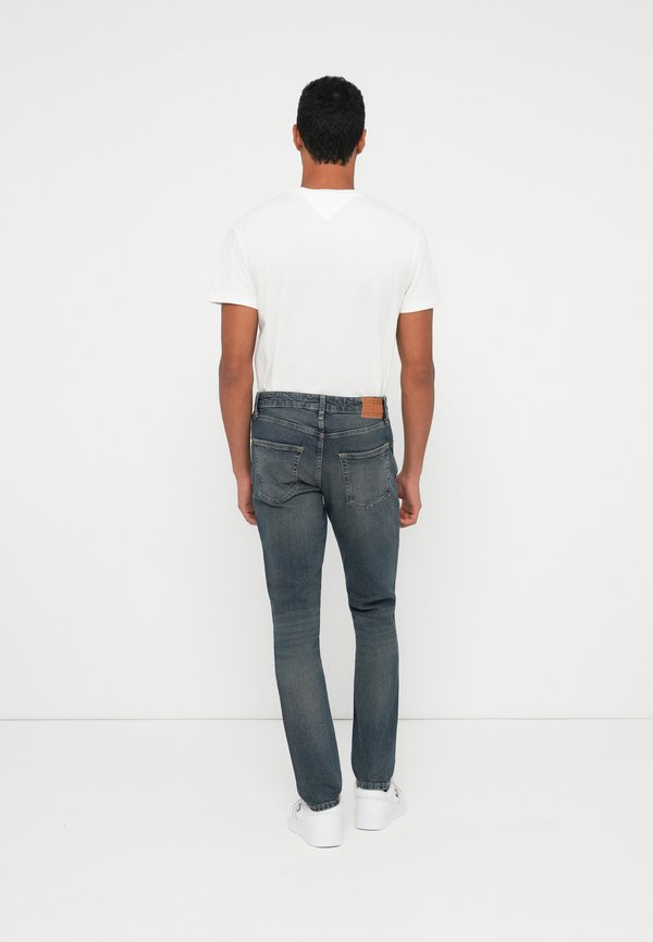 Tommy Jeans SCANTON FADED SLIM JEANS