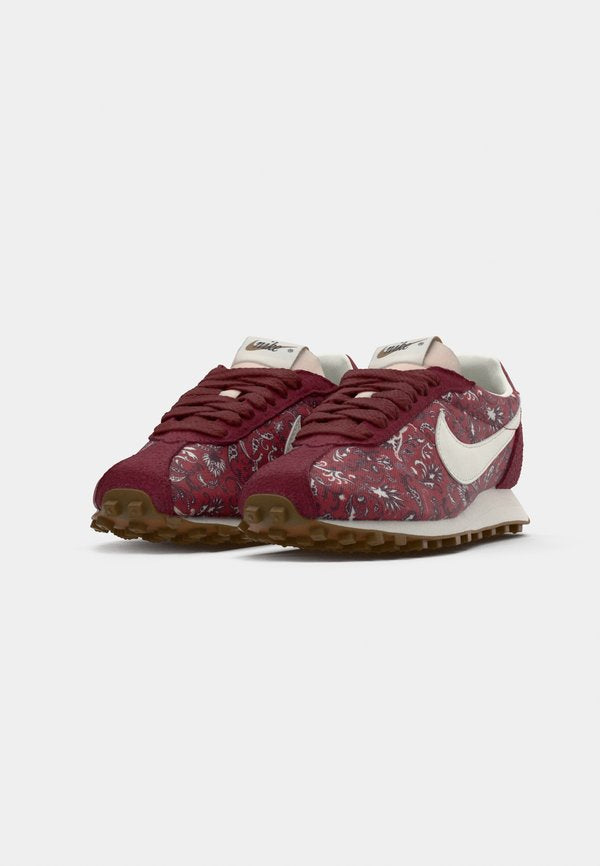 Nike Sportswear LD 1000
