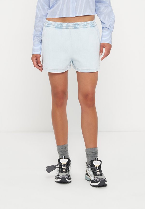 OFF-WHITE