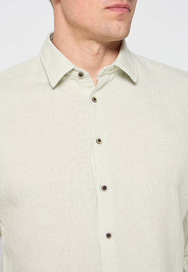 NO EXCESS REGULAR FIT