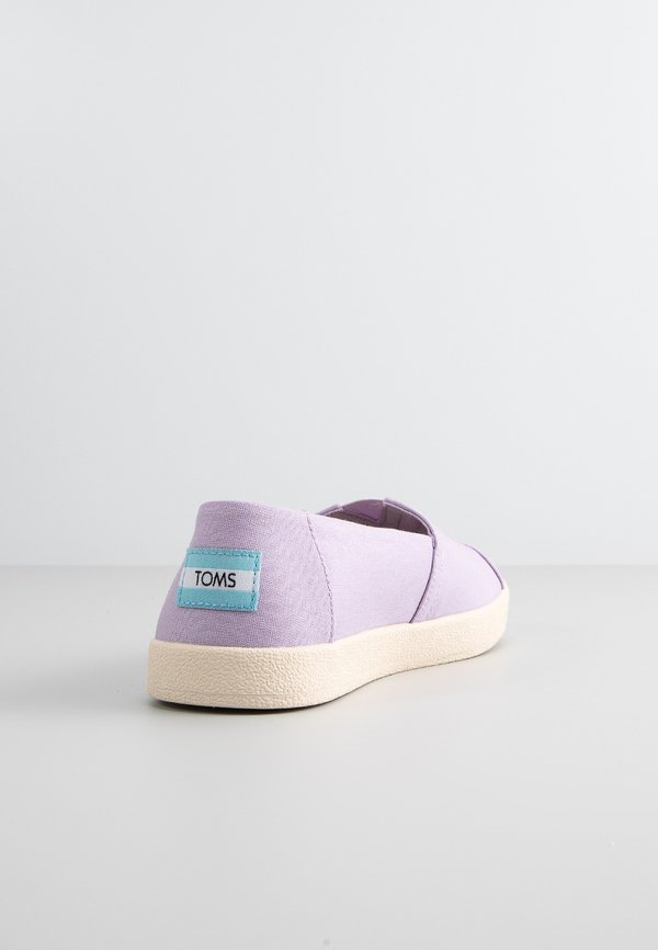 TOMS AVALON