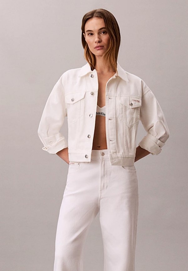 Calvin Klein Jeans 90S TRUCKER CHALK WHITE - Denim jacket - chalk white