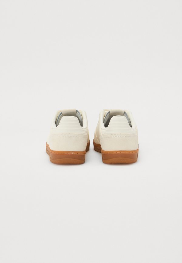 Fila SLANTSHOT