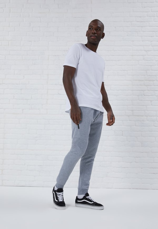 Pier One by Zalando
