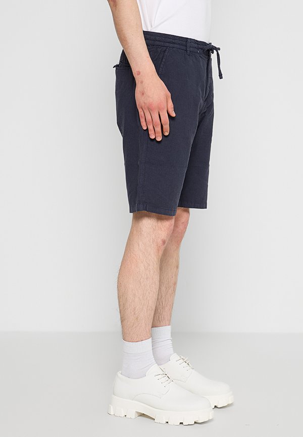 Lindbergh RELAXED FIT