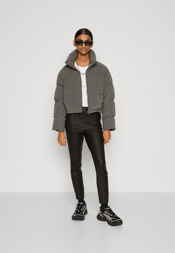 Vero Moda Petite VMRONDA SLIM