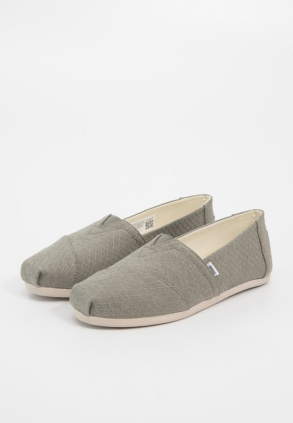 TOMS