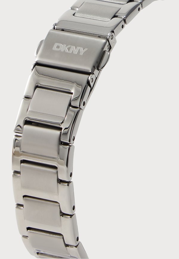 DKNY