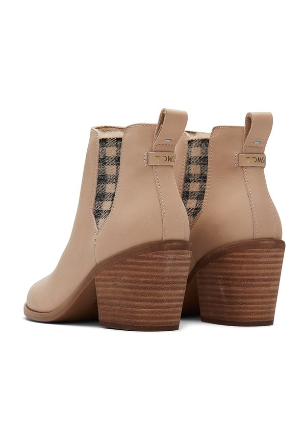 TOMS EVERLY