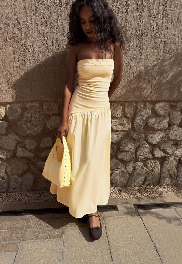 Bershka BANDEAU - MIDI DRESS 01080777 - Day dress - yellow