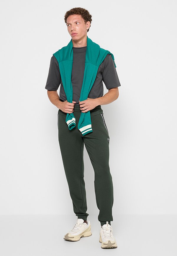 EA7 Emporio Armani