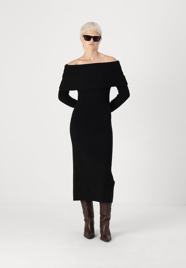 Pieces PCRIKO OFF SHOULDER DRESS
