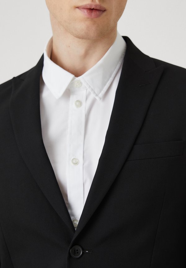 Isaac Dewhirst BASIC PLAIN SUIT SET