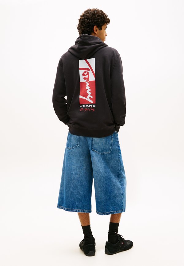 Tommy Jeans SIGNATURE BACK LOGO TERRY DRAWSTRING HOODY