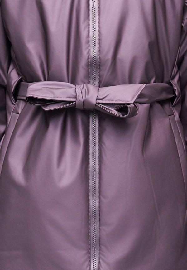 Rains LOHJA LONG INSULATED CURVE UNISEX