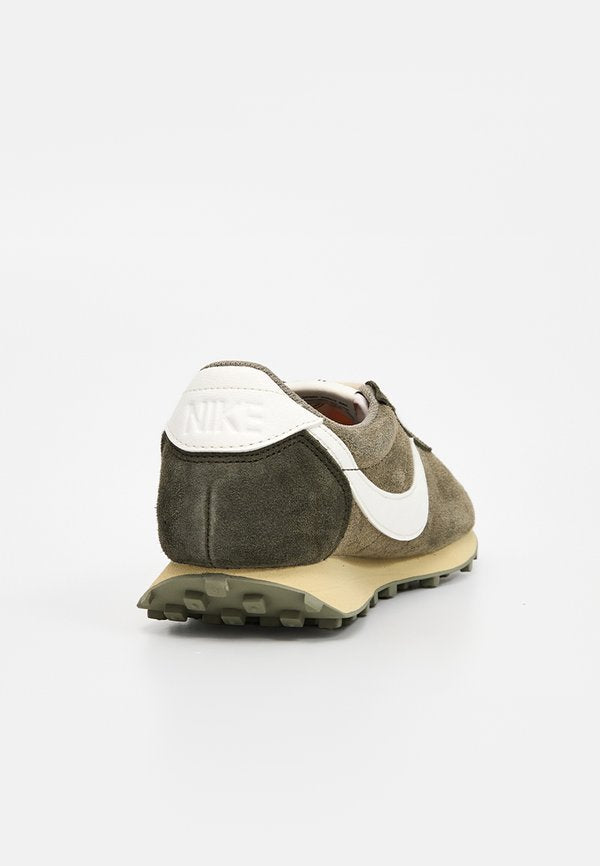 Nike Sportswear LD-1000
