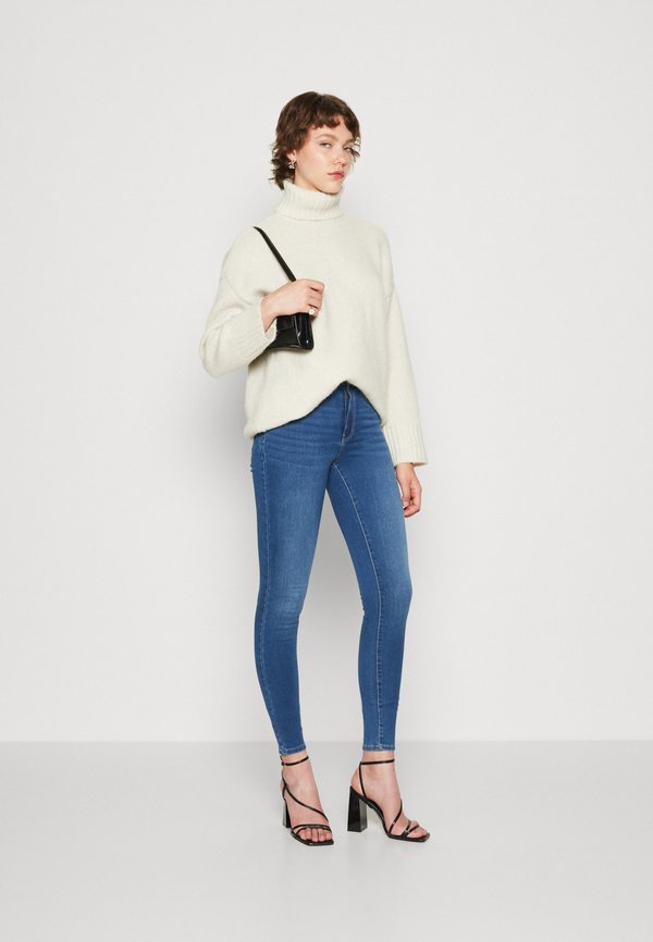 ONLY ONLROYAL POCKET CUT