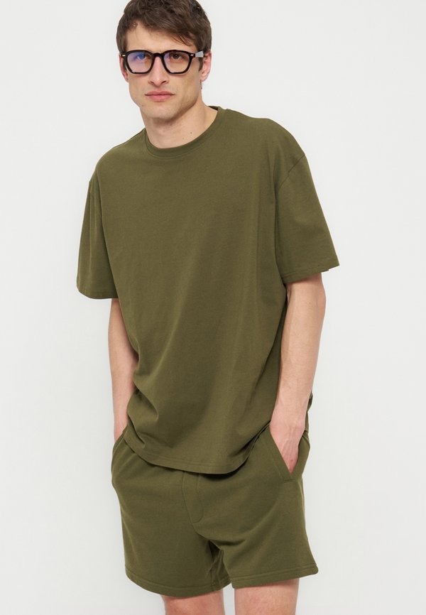 Pier One by Zalando SET