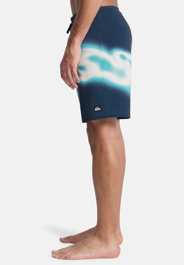 Quiksilver SURFSILK STRAIGHT 18