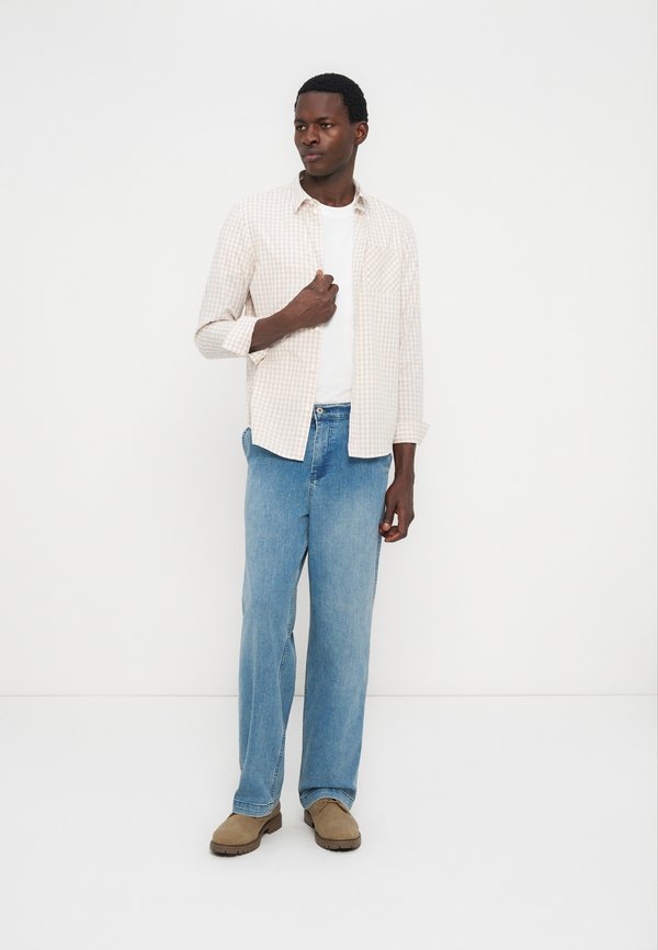 Pier One by Zalando