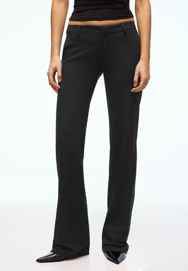 Bershka BOOTCUT - Trousers - black