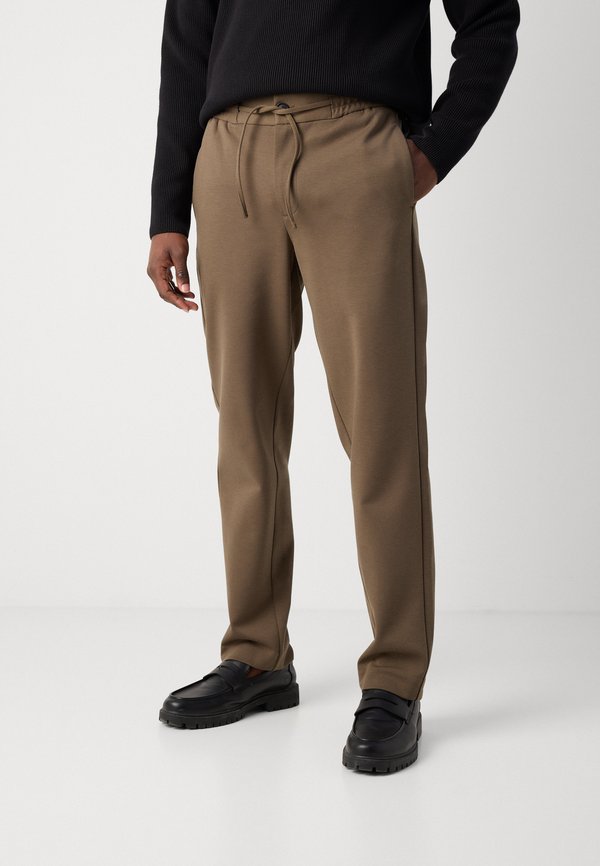 Lindbergh SUPERFLEX RELAXED FIT PANTS