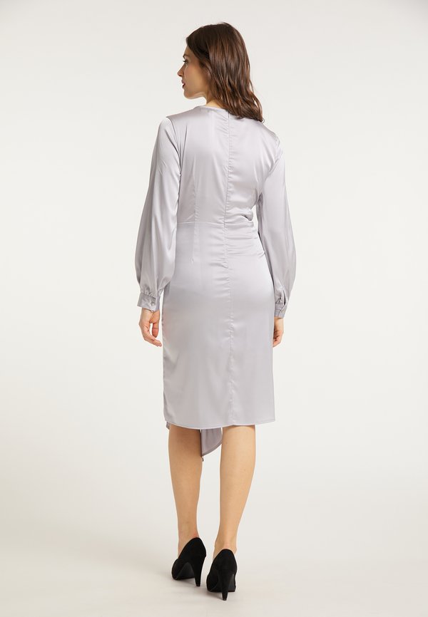 usha MIDI-KLEID