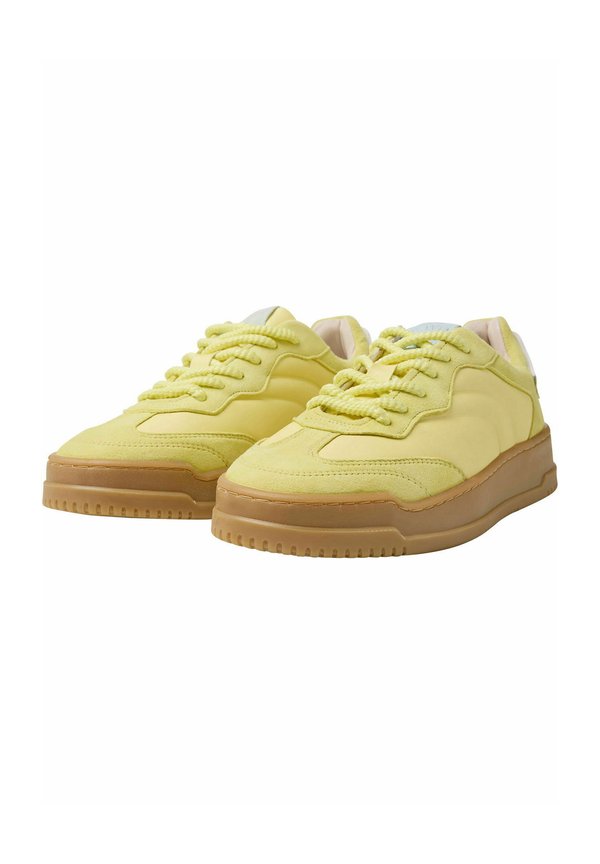 NEWD. SNEAKER