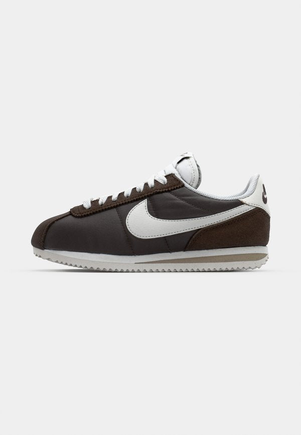Nike Sportswear CORTEZ - Trainers - baroque brown sail khaki