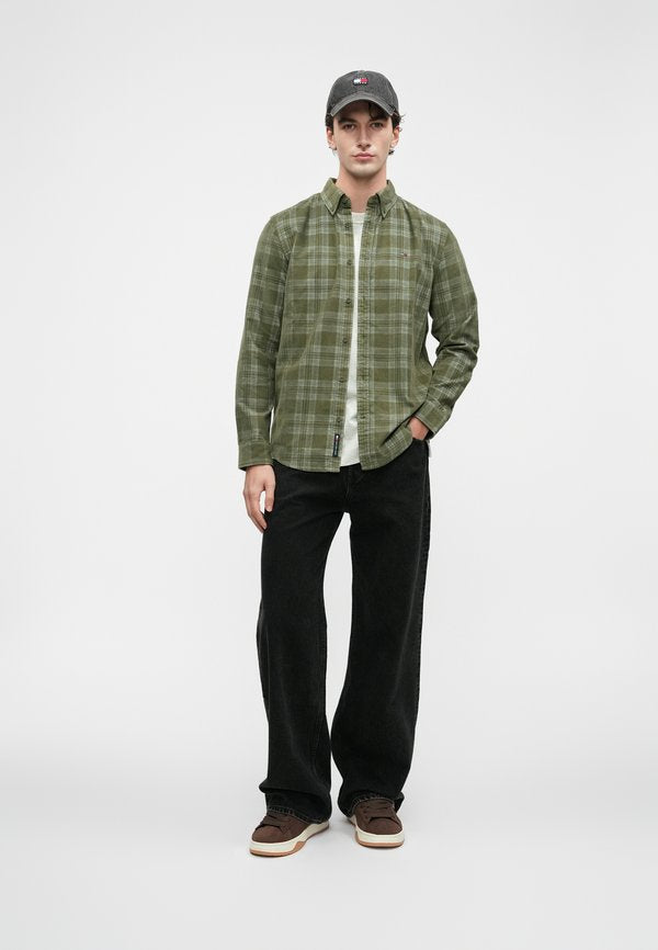 Tommy Jeans REGULAR FIT PRINCE OF WALES CHECK CORDUROY SHIRT