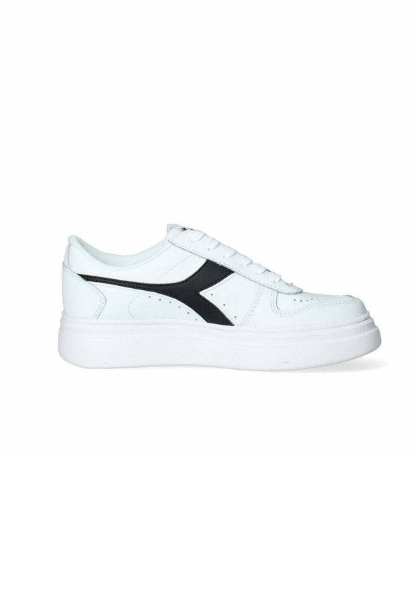 Diadora