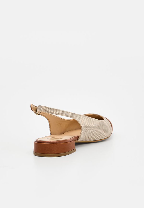 AIGNER ALINA
