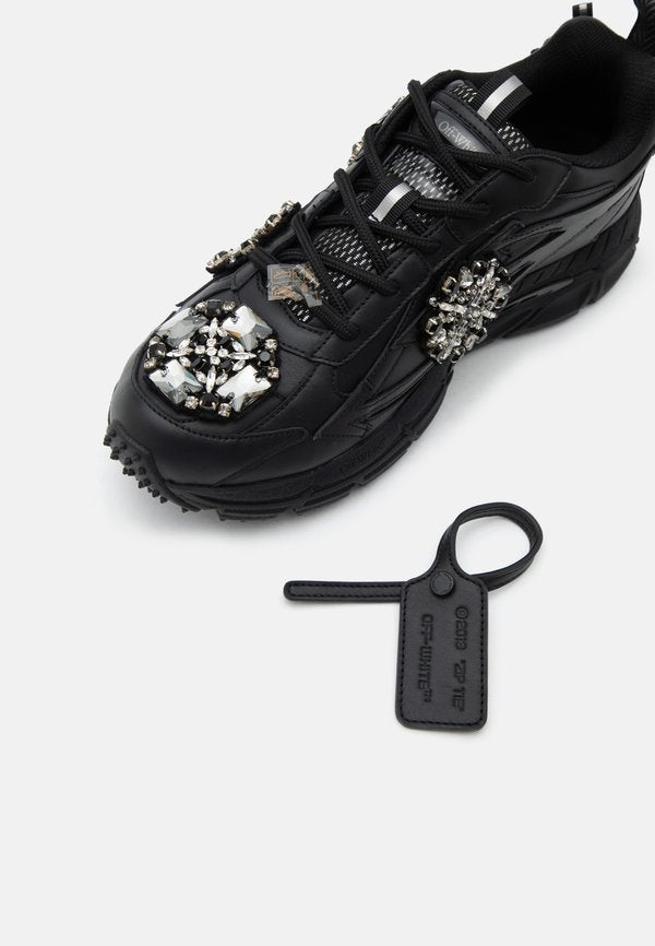 OFF-WHITE BE RIGHT BACK