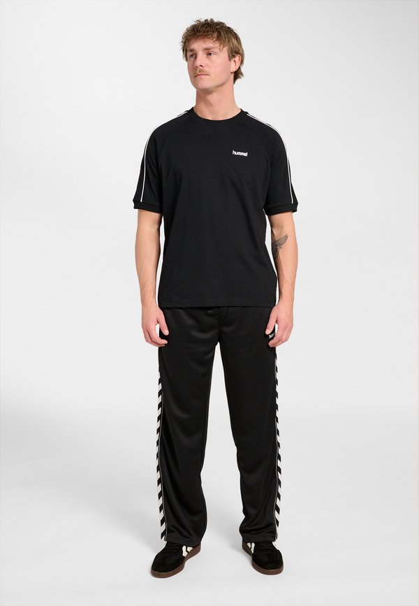 Hummel HUMMEL HMLCLUB REST DAY T-SHIRT S/S